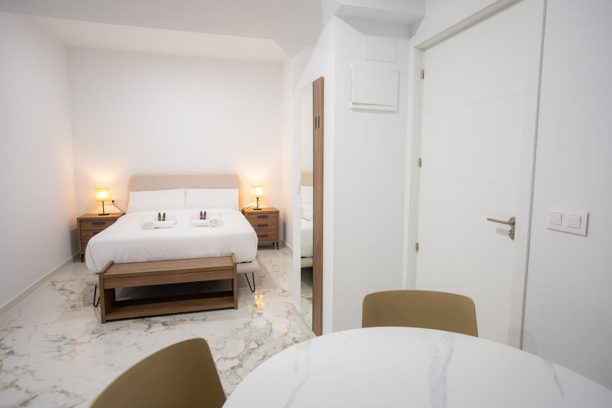 L&G Apartments Bahia Suite 阿利坎特 外观 照片